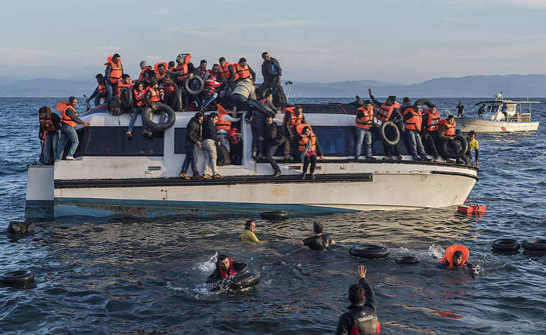 refugees lesvos