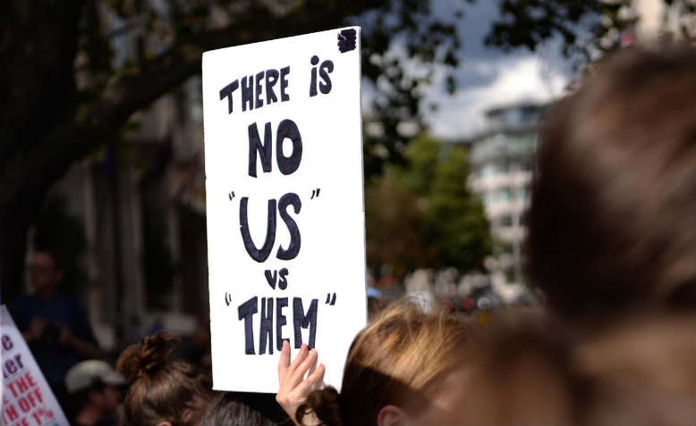 migrants demo