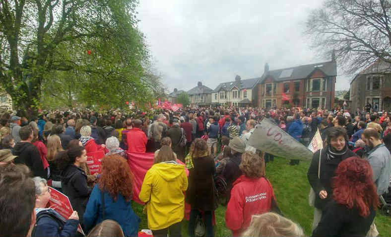 hundreds at Corbyn's rally 