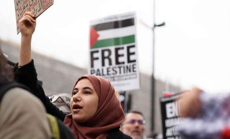 Protest for Gaza: Stop the Killing, Downing Street, London 7.4.18. Photo: Jim Aindow