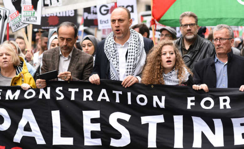 Front banner on the national demonstration for Palestine, 11 May. Photo: Jim Aindow