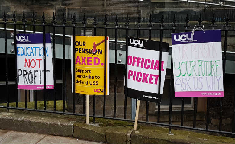 UCU placards. Photo: Wikimedia Commons