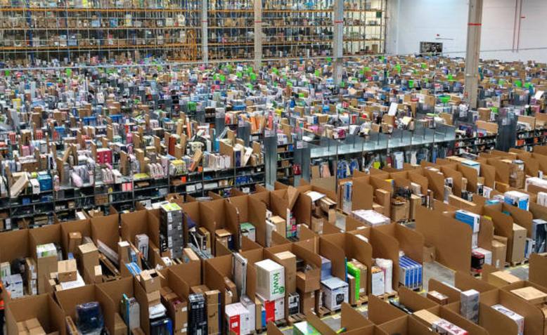 Amazon workers leave their stations to protest conditions, March 2020. Photo: Citizen Truth via Twitter