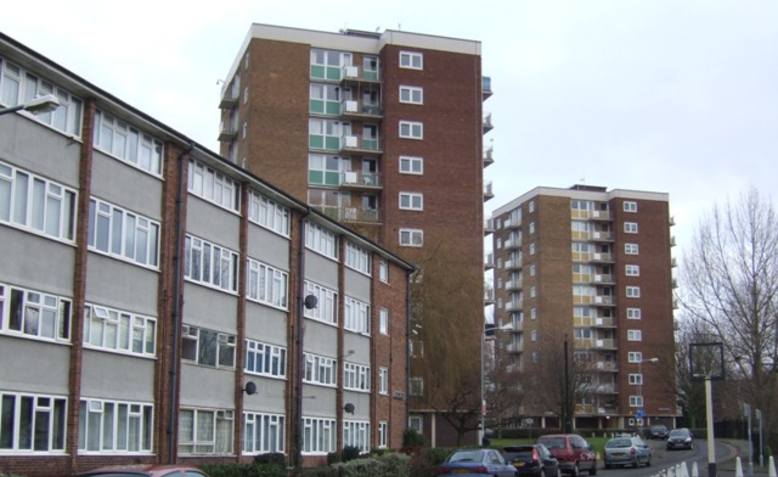 Vauxhall estate. Photo: Geograph