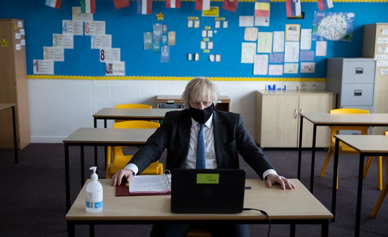 Boris Johnson visits Sedgehill Academy/ Photo: Simon Dawson / cropped from original / licenced under CC 2.0 linked at bottom of article