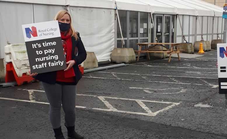 Striking RCN member at the Belfast Royal Victoria Hospital in December 2020.