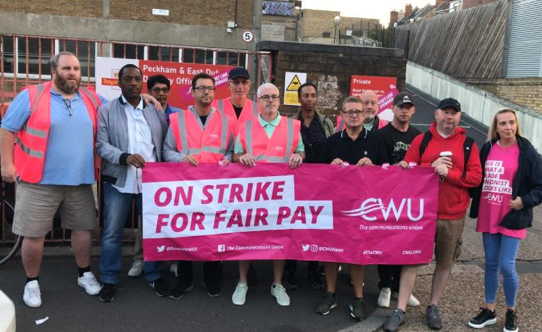 Peckham CWU Royal Mail picket line