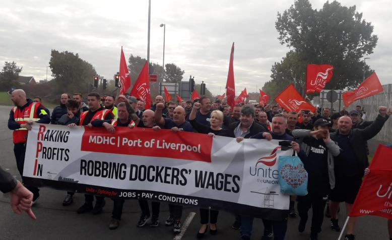 Liverpool dock picket line