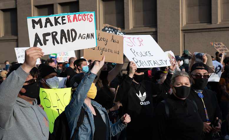 Black Lives Matter protest in Oregon, June 2020. Photo: Flickr/Mathew Roth
