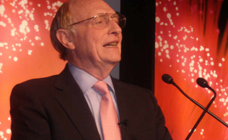 Baron 'Neil' Kinnock of Bedwellty presenting the British Council Student Awards in 2007. Photo: Flickr/Olya & Richard