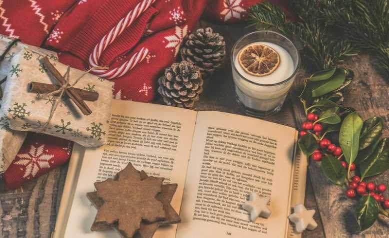 Christmas reading. Photo: Ylanite Koppens