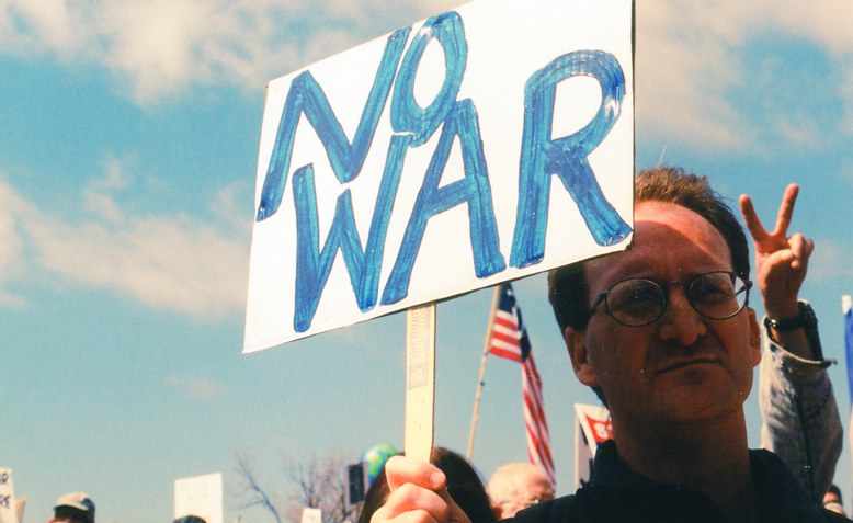 2003 anti-war demonstration, Washington DC. Photo: Flickr/Elvert Barnes