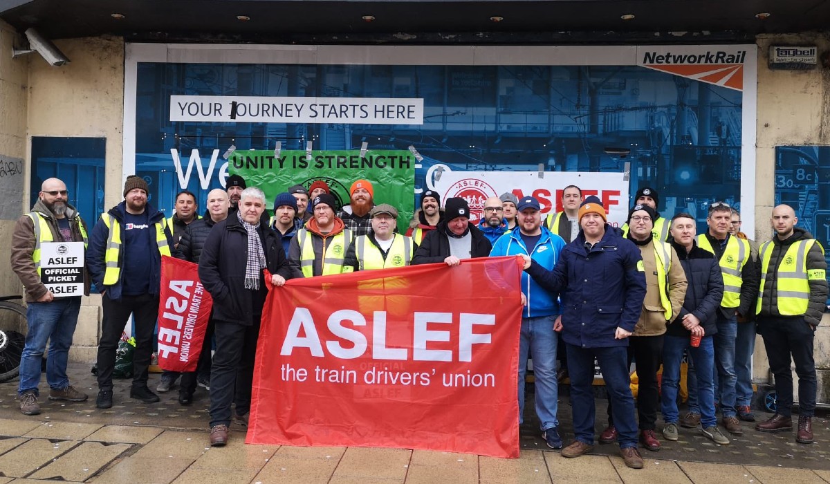 Aslef picket line