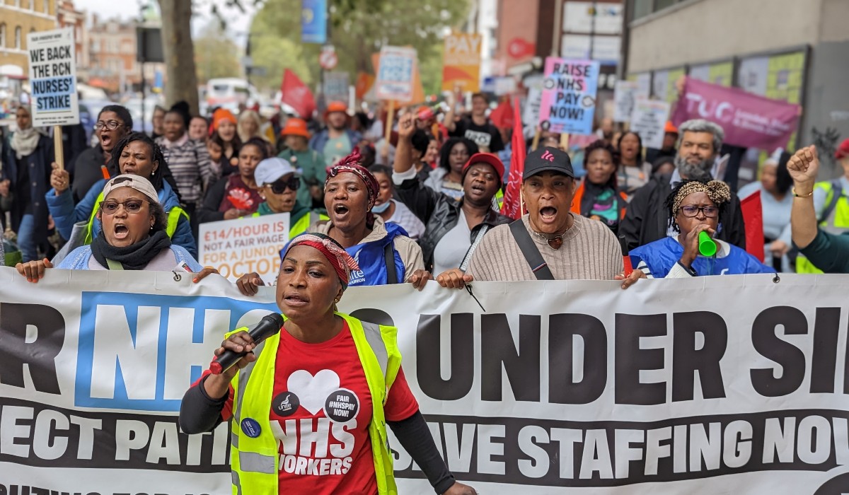 Unite and BMA strikers at Royal London Hospital on the march