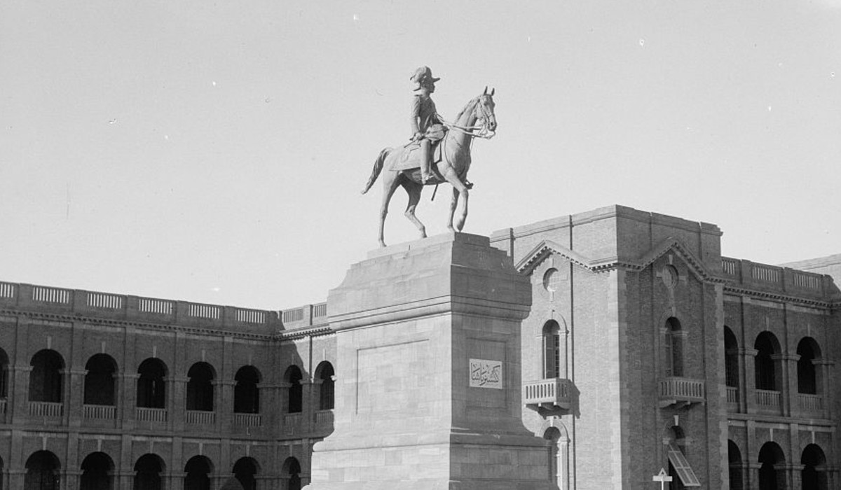 Statue of Kitchner in Khartoum. Photo: Matson Photo Service, Library of Congress.