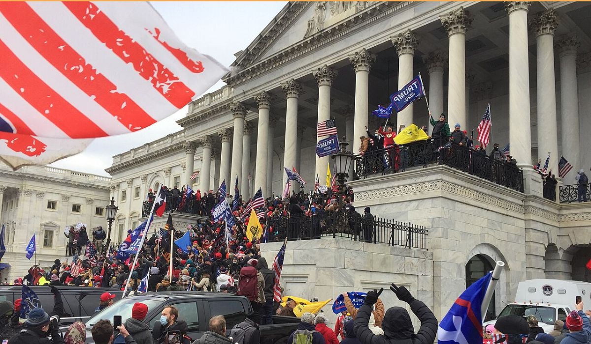 Crowd of Trump supporters marching on the US Capitol on 6 January 2021.