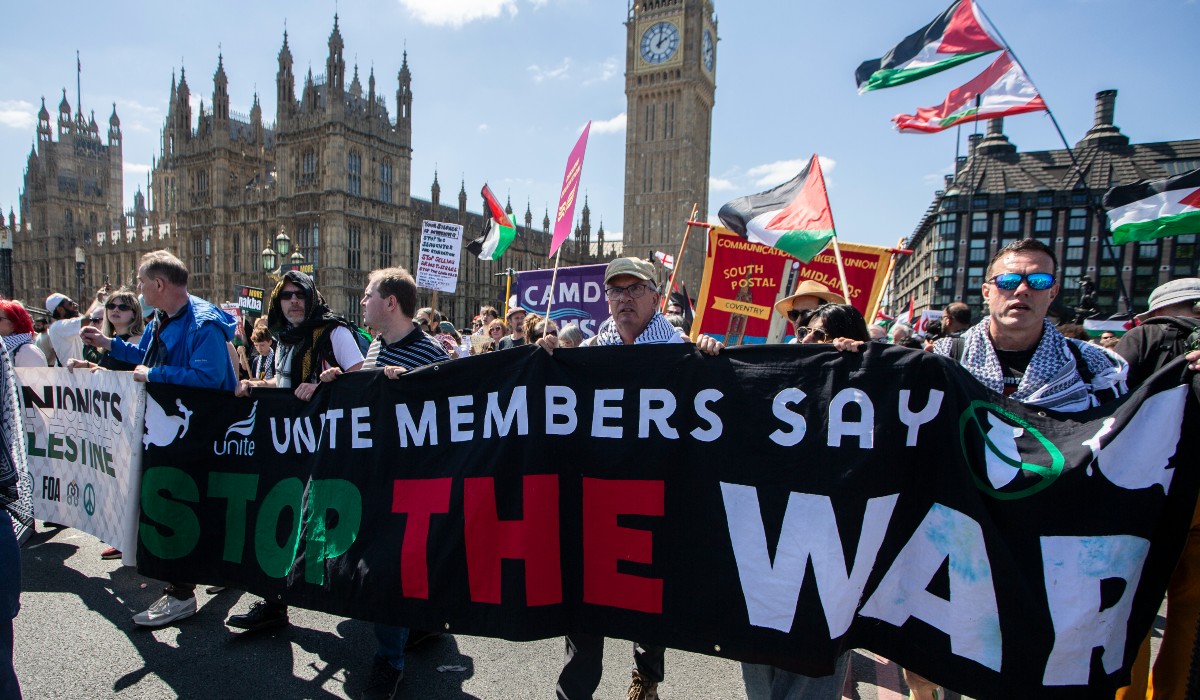 Trade union support for International Peace Conference confounds the warmongers