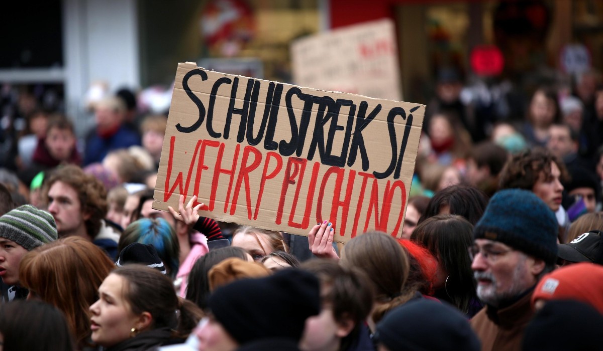 Conscription: Europe’s war frenzy