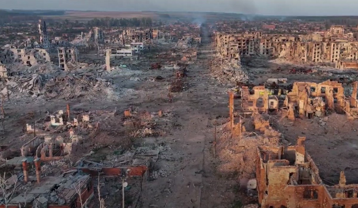 Four years that shook the world: the Ukraine war and international relations