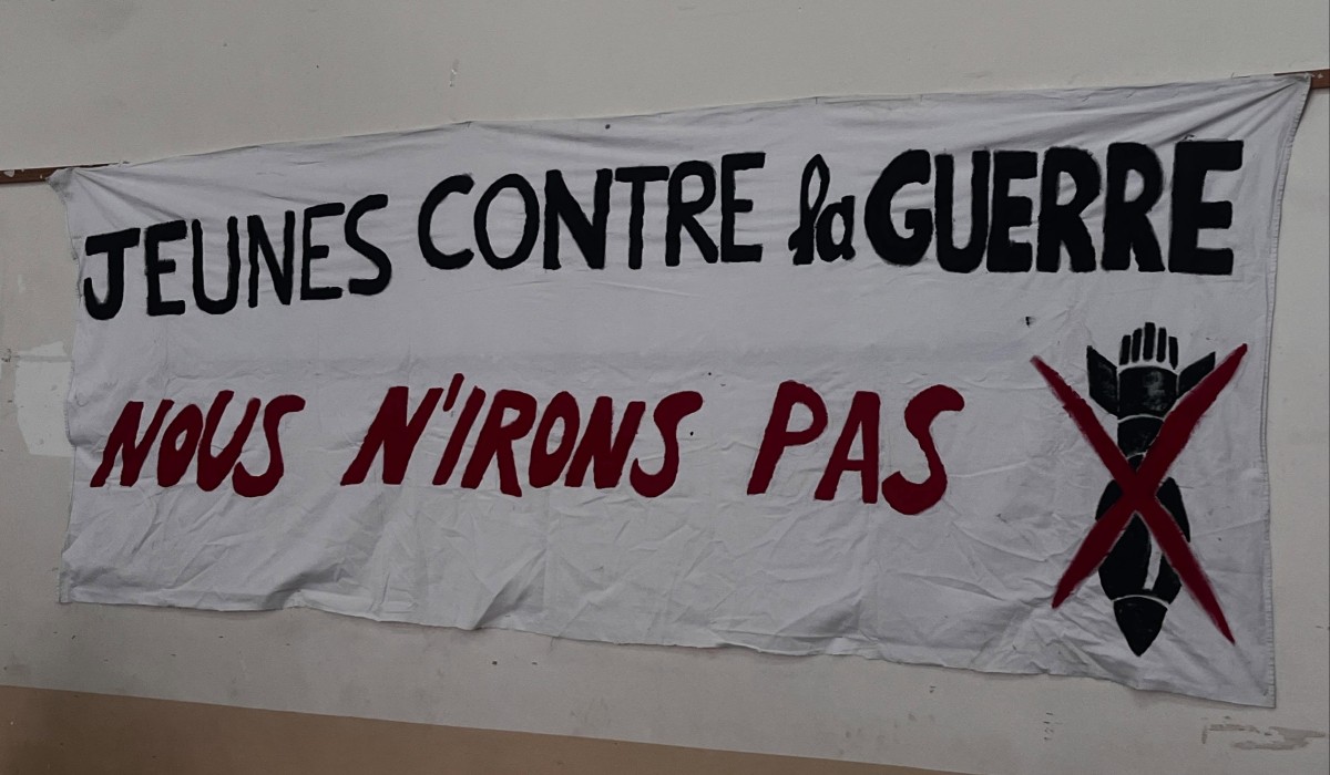 Youth against war banner