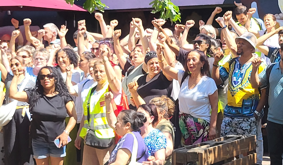 Striking hospital ancillaries celebrate victory, Berlin, 23 June 2026.